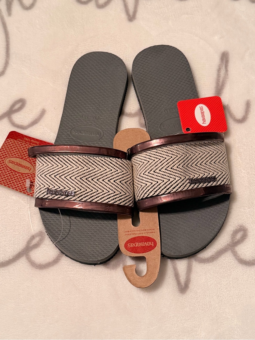 Havaianas Womens Gray Slides with Beige Chevron Strap and Brown Trim